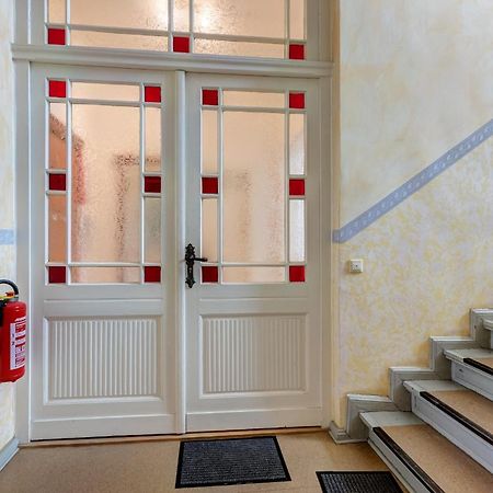 Villa Ahlbeck - Ferienwohnung Kuehlungsborn Heringsdorf Dış mekan fotoğraf