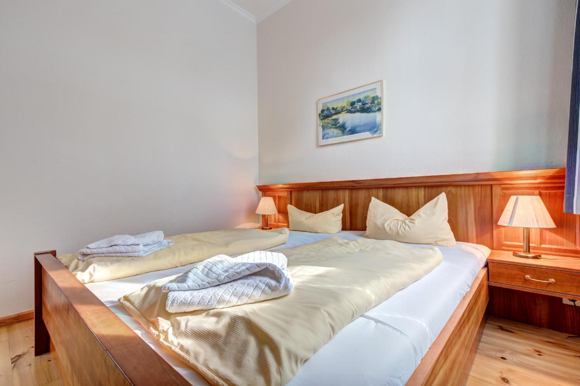 Villa Ahlbeck - Ferienwohnung Kuehlungsborn Heringsdorf Dış mekan fotoğraf