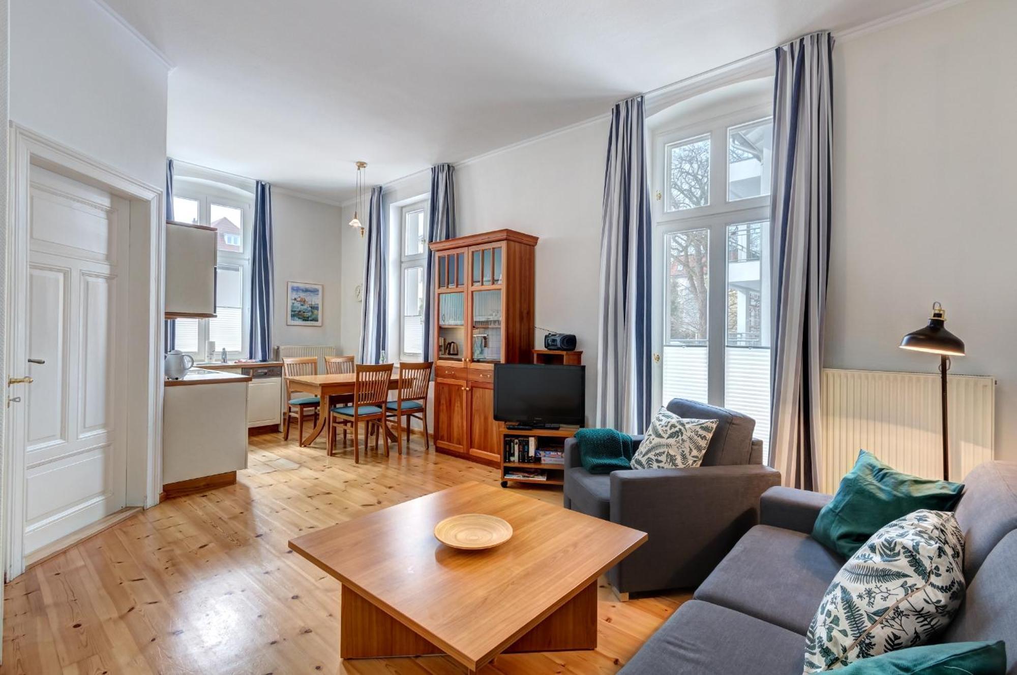 Villa Ahlbeck - Ferienwohnung Kuehlungsborn Heringsdorf Dış mekan fotoğraf