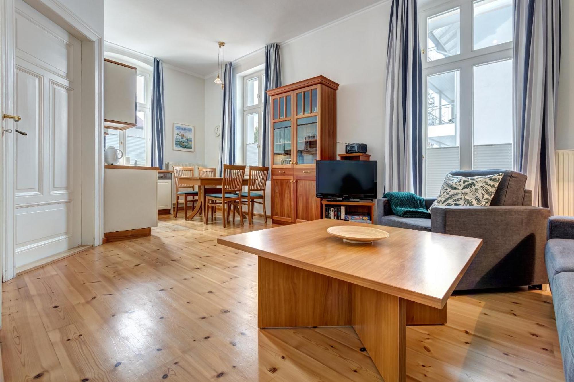 Villa Ahlbeck - Ferienwohnung Kuehlungsborn Heringsdorf Dış mekan fotoğraf